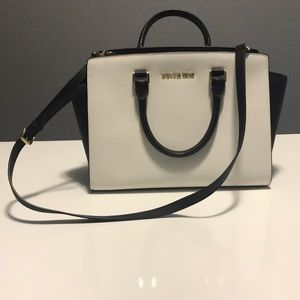 Michael Kors Selma Satchel
